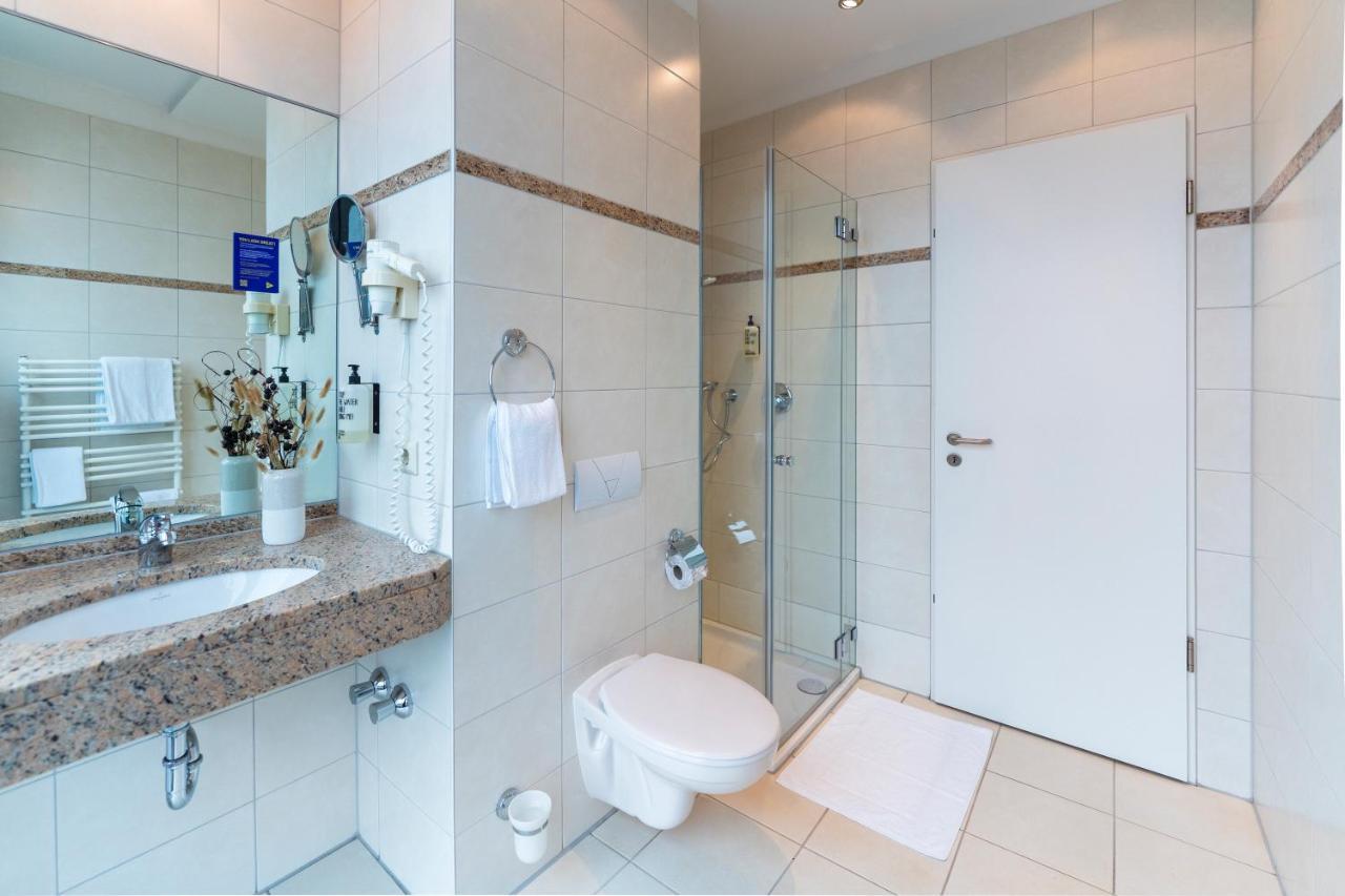 Koncept Hotel Benedikt Зигбург Екстериор снимка