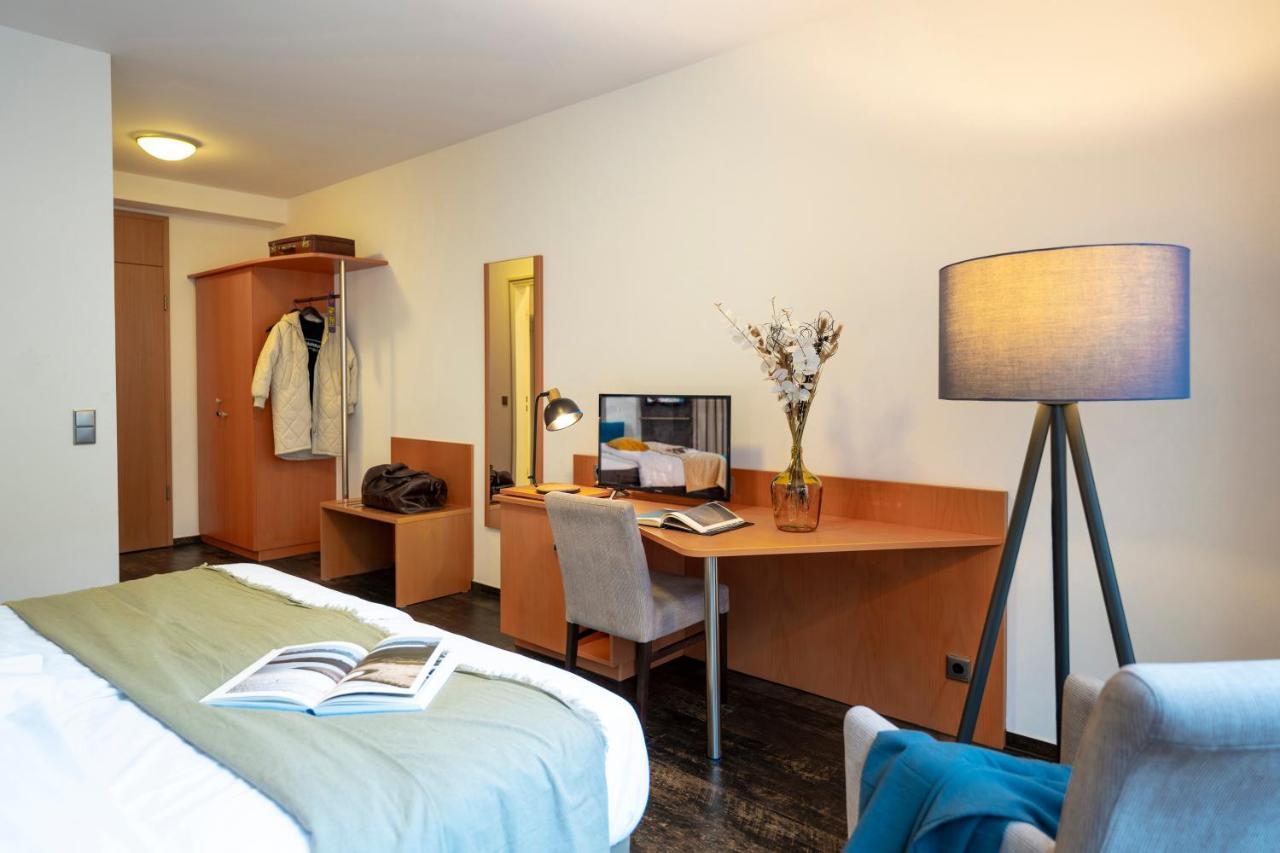 Koncept Hotel Benedikt Зигбург Екстериор снимка